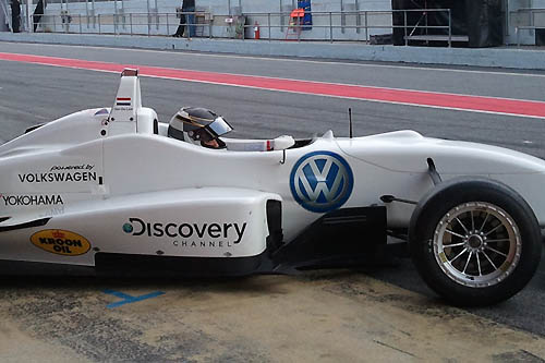 Dennis van de Laar F3 test Barcelona